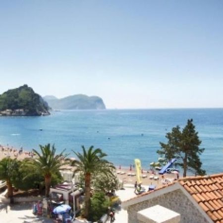 Apartmani Petrovac Na Moru Luaran gambar