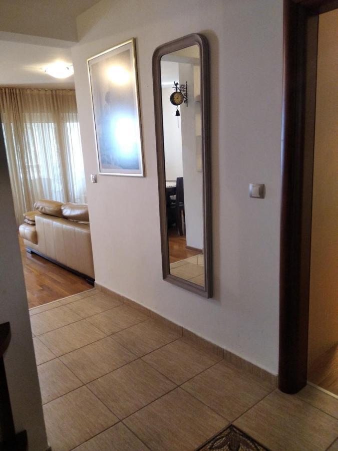 Apartmani Petrovac Na Moru Luaran gambar