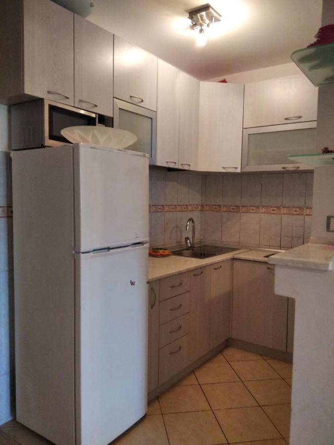 Apartmani Petrovac Na Moru Luaran gambar