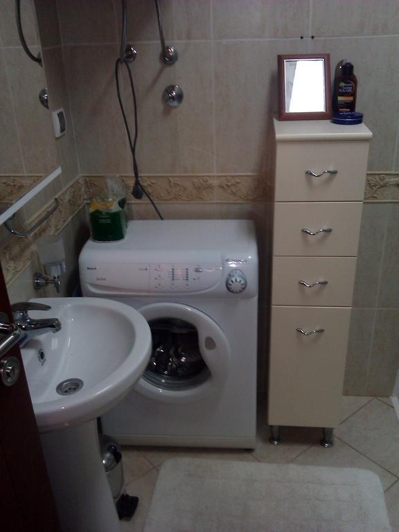 Apartmani Petrovac Na Moru Bilik gambar